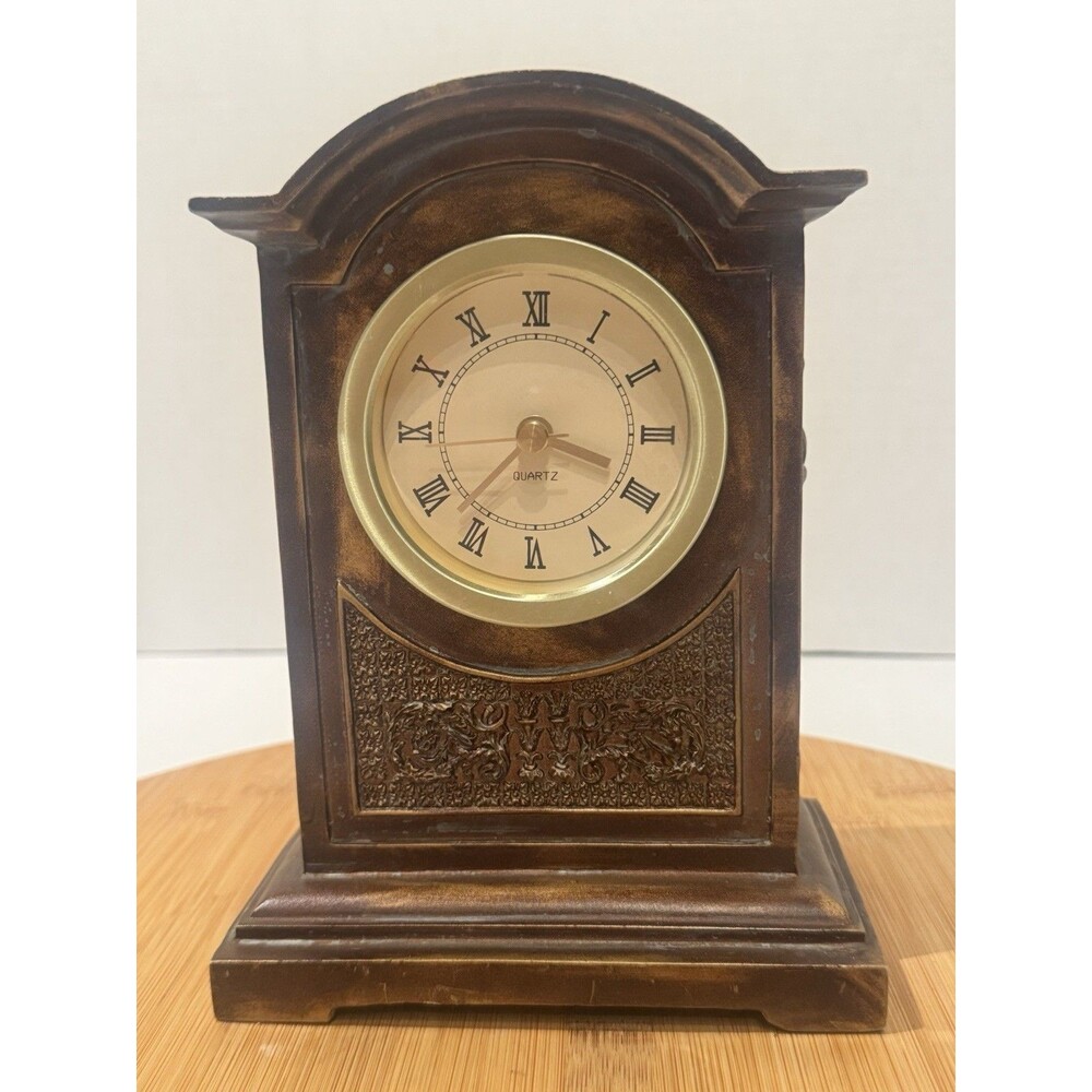 Vintage Resin Quartz Roman Numeric Mantel Clock 8” Tall MCM Decorative Piece